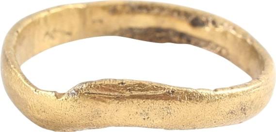 VIKING WOMAN’S WEDDING RING, 866-1067 AD. SIZE 2.: No Reserve! Gilt bronze, size 2 for the small finger, of rounded section. Professionally refurbished with the surface restored in 24 karat gold. Gift boxed with certificate of authenticity. Shipping: 