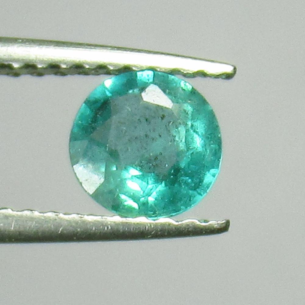 0.54 Ct Genuine Zambian Emerald 5.5 mm Round Cut (1 of 2)