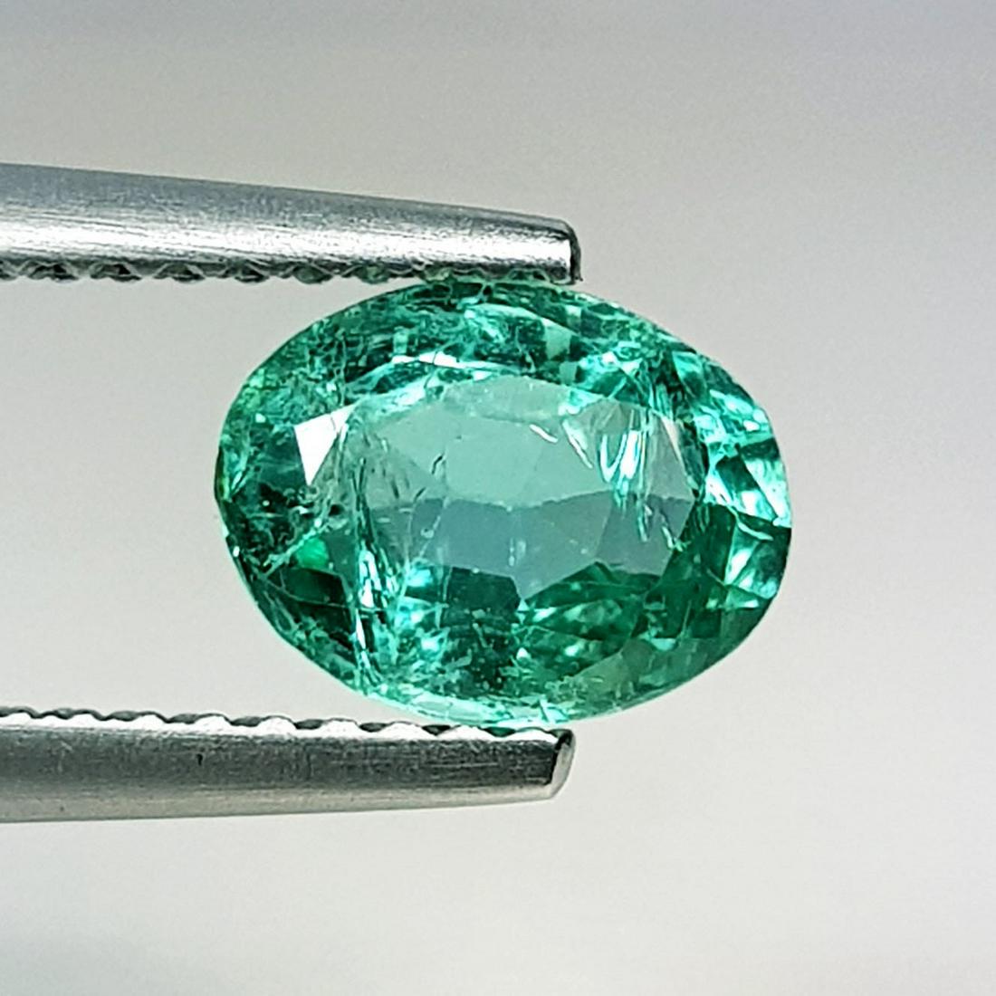 1.25 ct Natural Emerald Oval Cut (1 of 6)