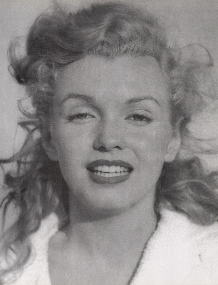 ANDRE DE DIENES - Marilyn Monroe (Norma Jean) Headshot: Artist: ANDRE DE DIENES Print Title: Marilyn Monroe (Norma Jean) Headshot Medium: Photolitho Printed 1980’s in the USA Image size (inches) approx. 12 x 9.5” Andre De Dienes Dienes was a profession