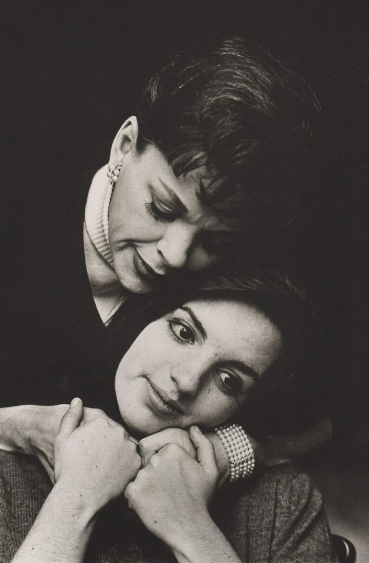 TERRY O’NEILL - Judy Garland & Liza Minnelli, 1962: Artist: TERRY O’NEILL Print Title: Judy Garland & Liza Minnelli, 1962 Printing Date: 1980’s Medium: photo-lithograph Printed in: Italy Image Size approx.: 9 x 6.5” Terry O'Neill ((born 30 July 1