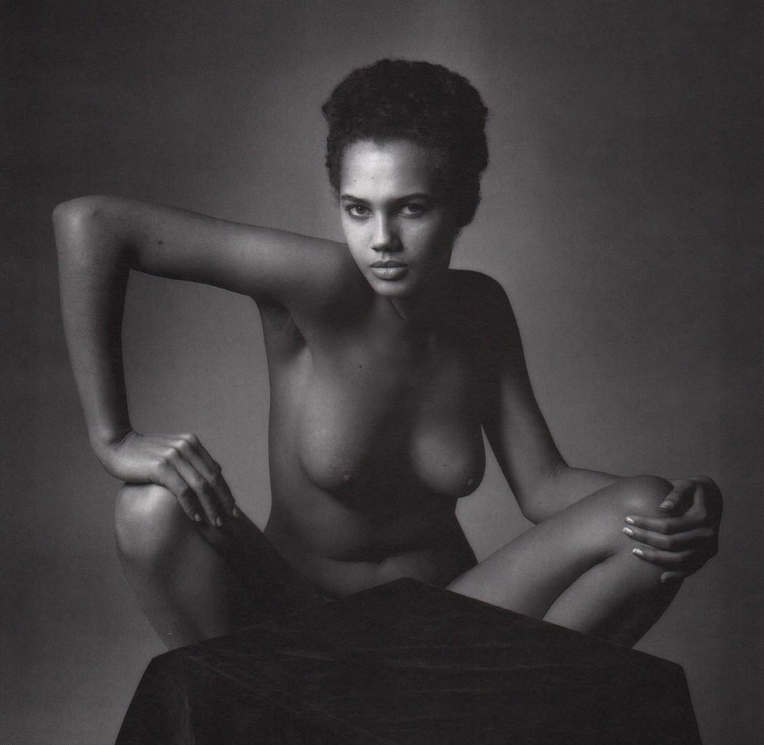 JEANLOUP SIEFF- Nude: Artist: JEANLOUP SIEFF Print Title: Nudeli>Medium: Photolitho Printed 1980’s in Japan Image size (inches) approx. 6.5 x 6.5” Jeanloup Sieff (1933-2000) was a French photographer born to Polish pa