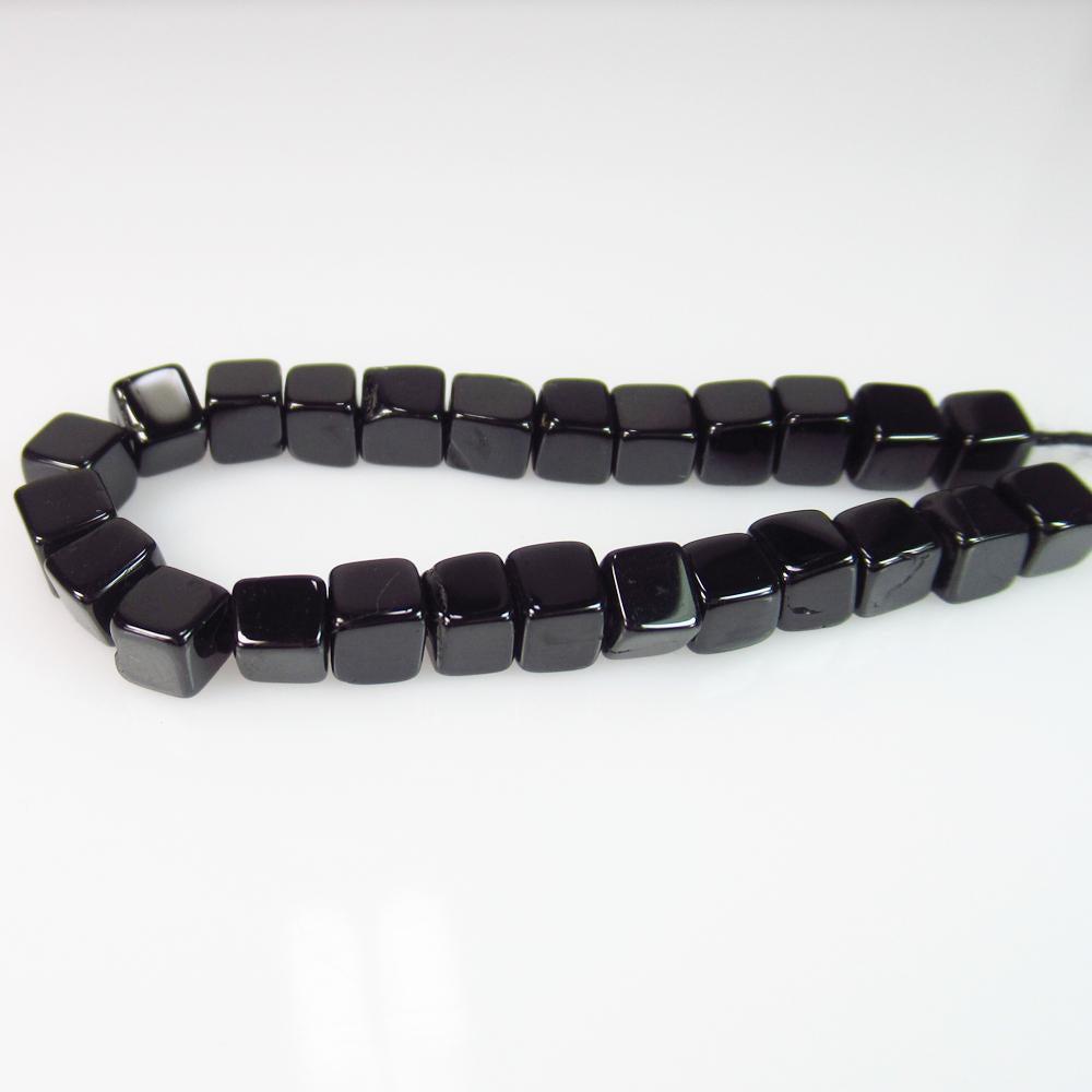 20.19 Ct Genuine 25 Drilled Black Spinel Square Beads: No Reserve! Title: 20.19 Ct Genuine 25 Drilled Black Spinel Square Beads Stone Clarity: Opaque Gemstones: Natural Black Spinel Beads Carat Weights: 20.19 Size/Dimensions: 3.80 x 3.70 / 25 PC's Additio