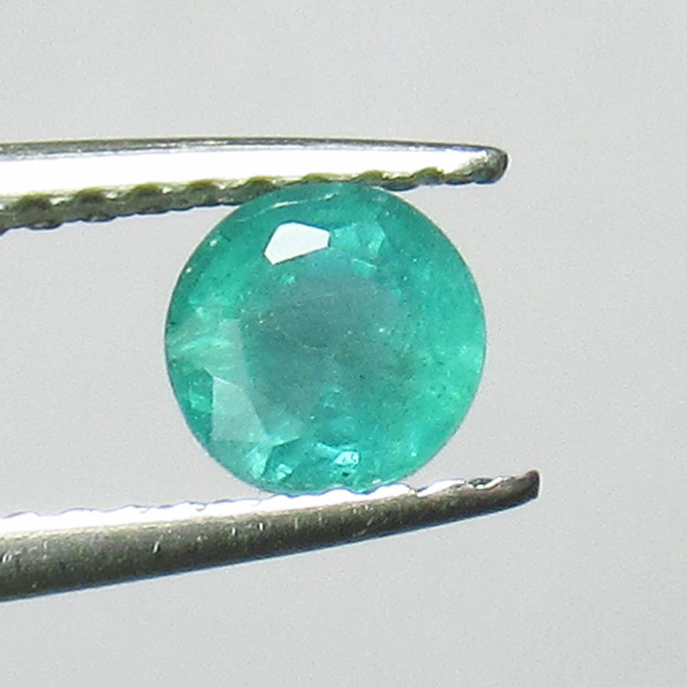 0.53 Ct Genuine Zambian Emerald Round Cut (1 of 2)