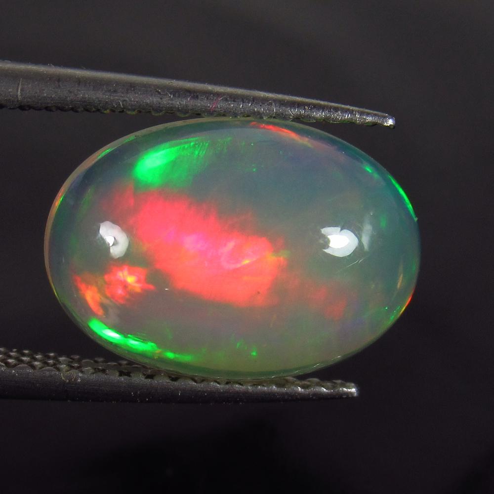 2.55 Ct Genuine Ethiopian Multi-Color Fire Opal Oval (1 of 2)