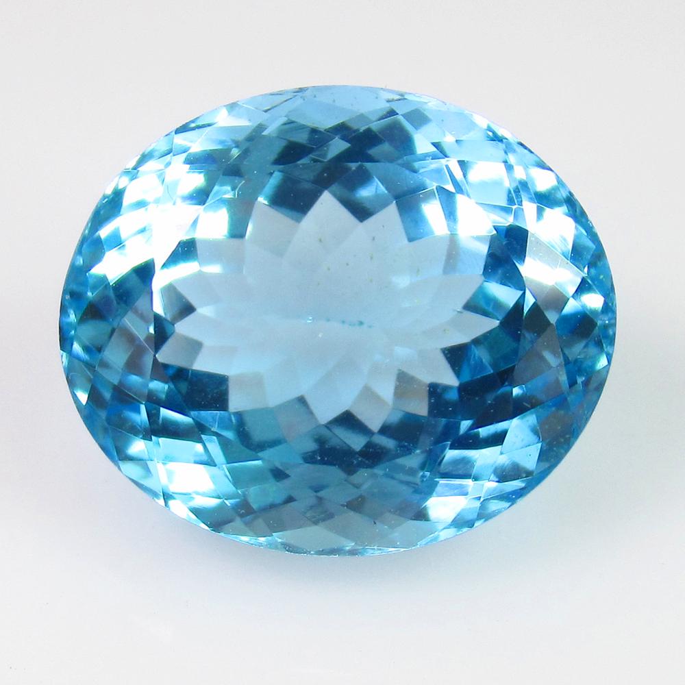IGI Certified 21.50 Ctw Natural Swiss Blue Topaz Oval (1 of 3)