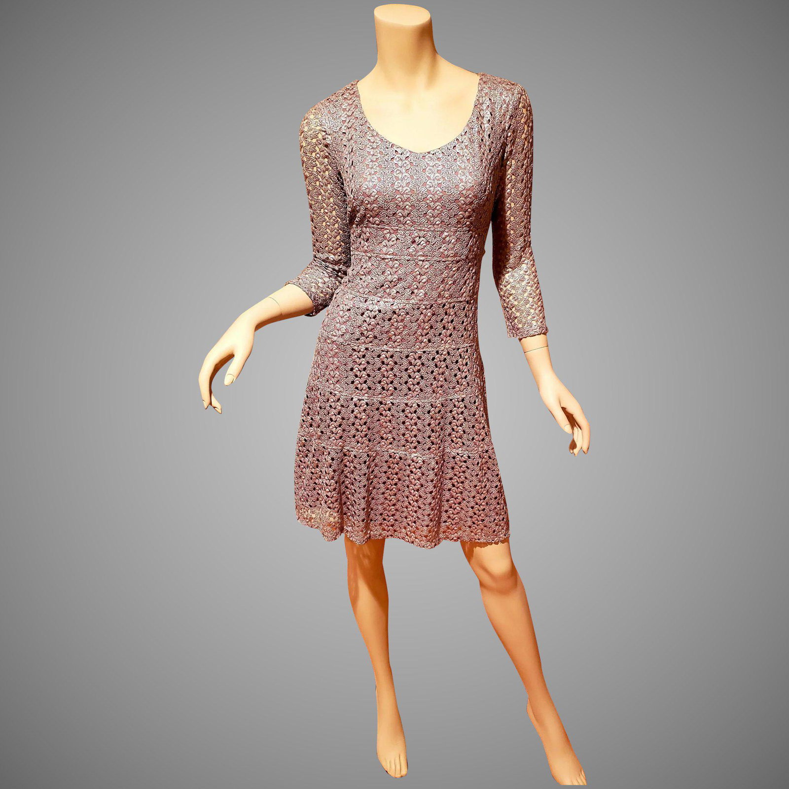 Vtg Anne Klein silver Metallic macrame wiggle dress: This is a very beautiful Metallic silver open weave macrame wiggle dress with semi bell sleeves. Lined with a taupe lining. In very good vintage condition. This one is a beauty A size 2P Bust-34" Wais