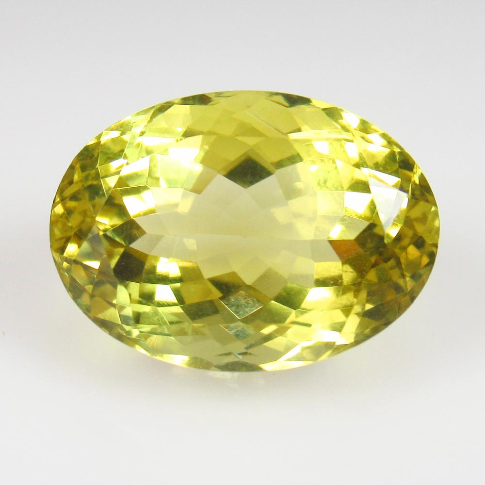 15.60 Ct Genuine Lemon Quartz 18X13 mm Oval Cut: No Reserve! Title: 15.60 Ct Genuine Lemon Quartz 18X13 mm Oval Cut Stone Clarity: VVS Gemstones: Natuarl Lemon Quartz Carat Weights: 15.6 Size/Dimensions: 18.10 x 13.10 x 10.80 mm Additional Informati