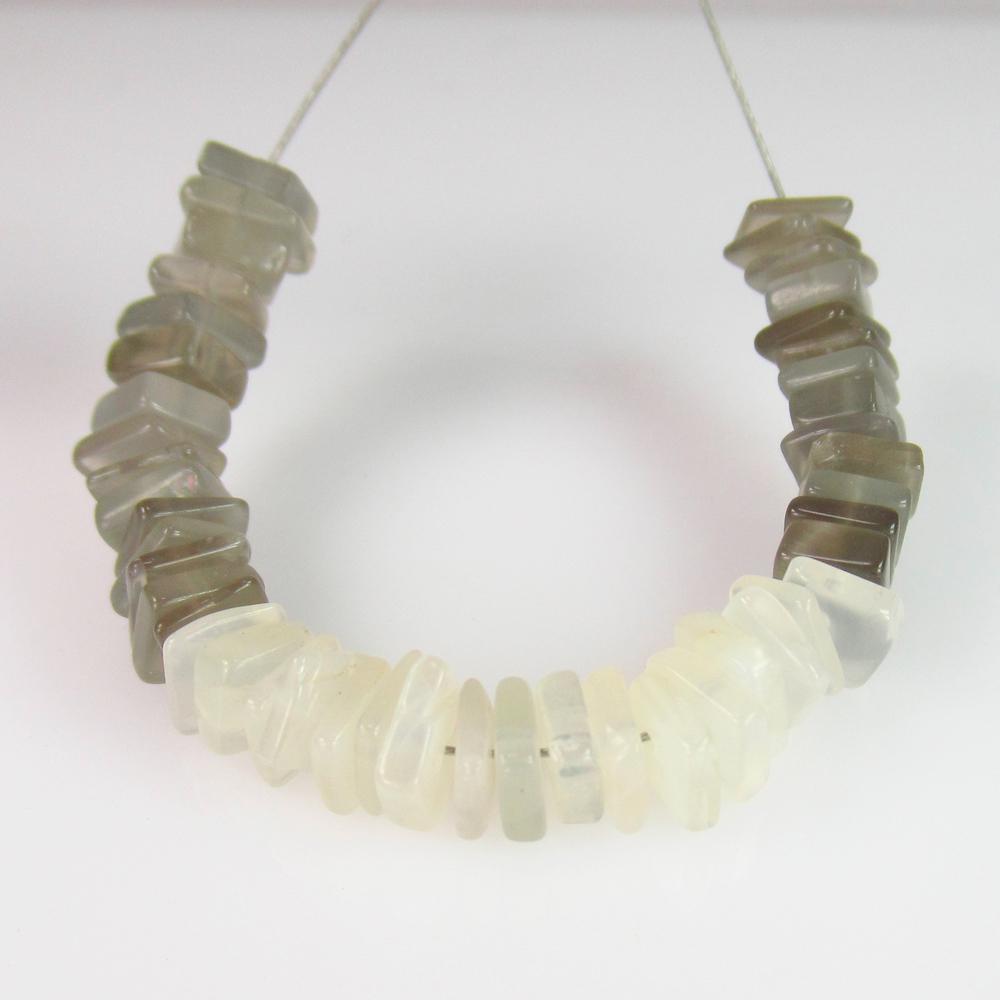 14.89 Ct Genuine 45 Drilled Moonstone Square Beads: No Reserve! Title: 14.89 Ct Genuine 45 Drilled Moonstone Square Beads Stone Clarity: Semi-Transparent Gemstones: Natural Moonstone Beads Carat Weights: 14.89 Size/Dimensions: 4.20 - 5.40 mm / 45 PC's