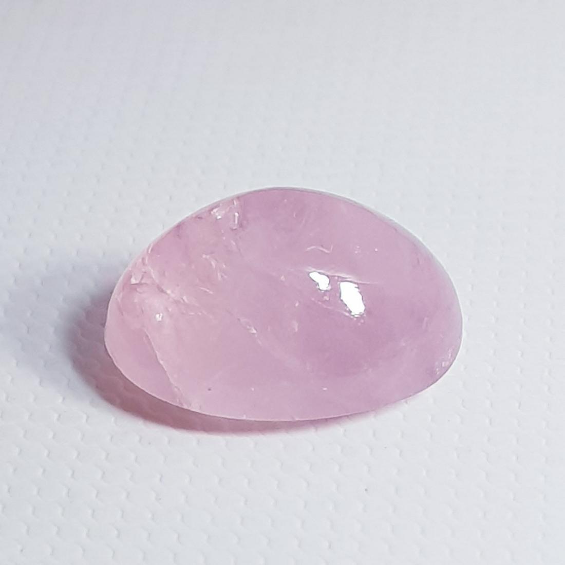 7.10 ct Natural Pink Morganite: No Reserve! Title: 7.10 ct Natural Pink Morganite Color/Clarity: Semi Transparent Loosegemstone Carat Weights: 7.1 Size: 13.90 x 10.60 x 7.30 Oval - Brazil Shipping: Worldwide: Flat-rate of $10.00 to 
