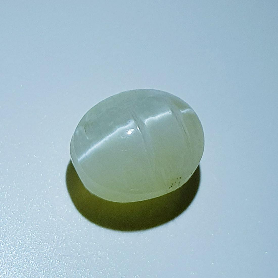 3.82 ct Natural Opal Cat's Eye: No Reserve! Title: 3.82 ct Natural Opal Cat's Eye Color/Clarity: Semi Transparent Loosegemstone Carat Weights: 3.82 Size: 10.30 x 8.20 x 7.50 Oval - Africa Shipping: Worldwide: Flat-rate of $10.00 to 