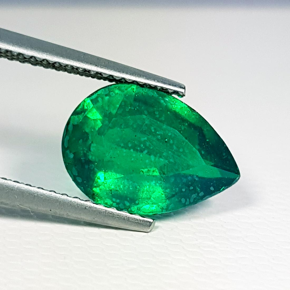 2.10 ct Doublet Emerald (1 of 5)