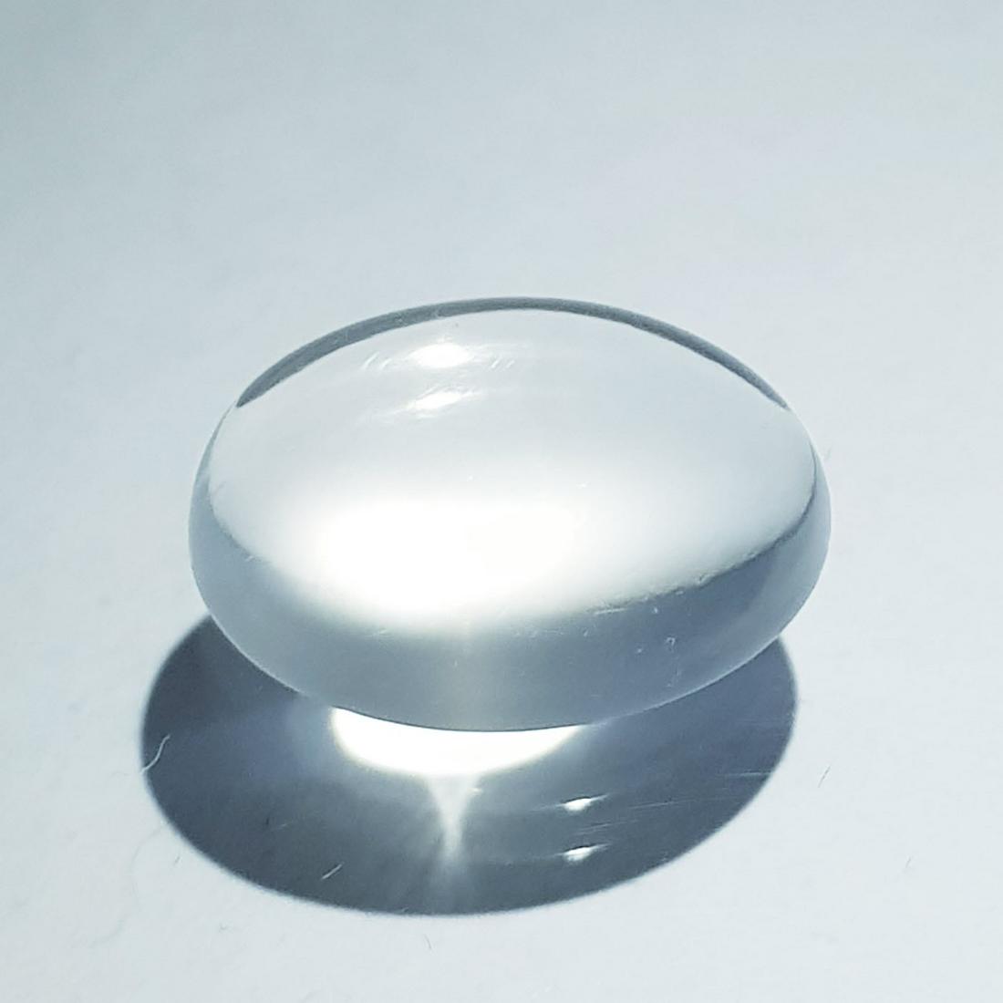 Natural Moonstone Cat's Eye 6.10 ct: No Reserve! Title: Natural Moonstone Cat's Eye 6.10 ct Color/Clarity: Semi Transparent Loosegemstone Carat Weights: 6.1 Size: 14.60 x 11.80 x 4.90 Oval - India Shipping: Worldwide: Flat-rate of $10.00