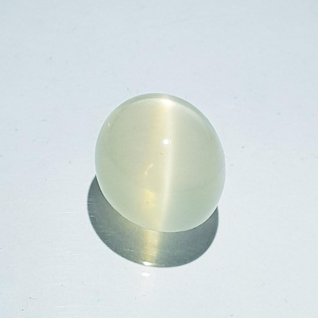 Natural Peach Orange Moonstone 8.92 ct: No Reserve! Title: Natural Peach Orange Moonstone 8.92 ct Color/Clarity: Semi Transparent Loosegemstone Carat Weights: 8.92 Size: 12.40 x 11.00 x 9.00 Oval - India Shipping: Worldwide: Flat-rate of $1