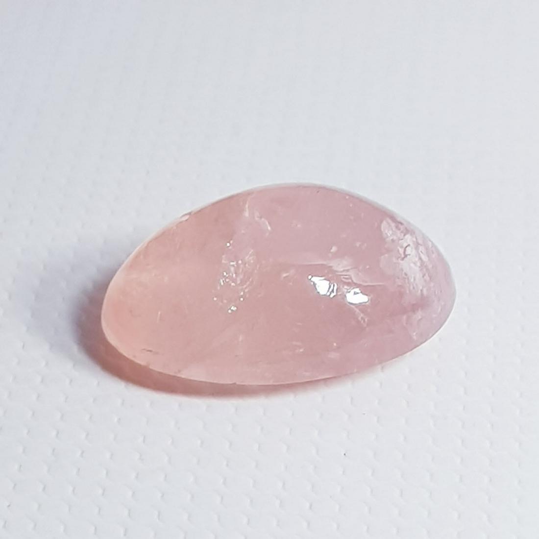 5.80 ct Natural Orange Morganite: No Reserve! Title: 5.80 ct Natural Orange Morganite Color/Clarity: Semi Transparent Loosegemstone Carat Weights: 5.8 Size: 14.20 x 10.00 x 6.30 Oval - Brazil Shipping: Worldwide: Flat-rate of $10.00 t
