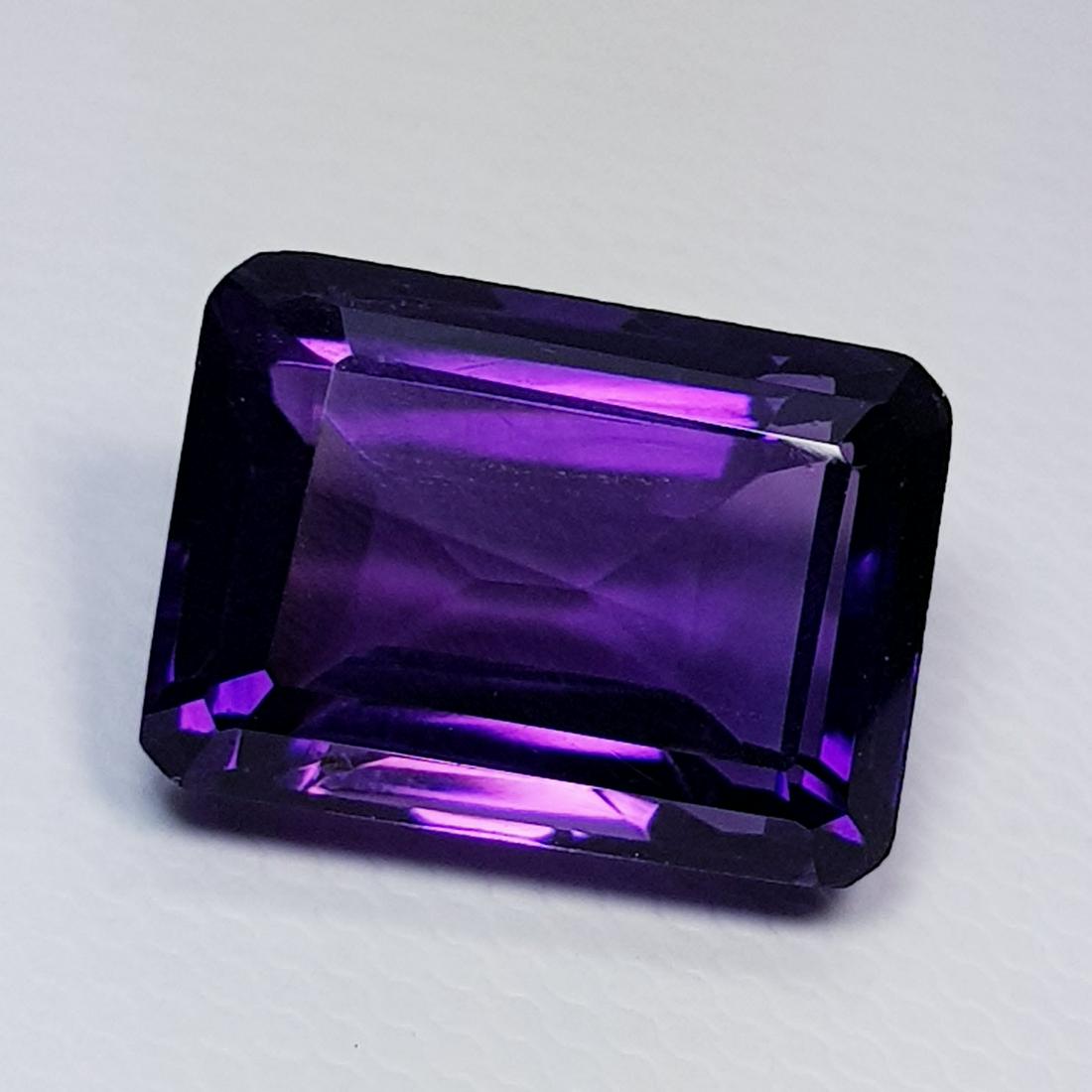 Natural Amethyst Emerald Cut 9.65 ct (1 of 6)