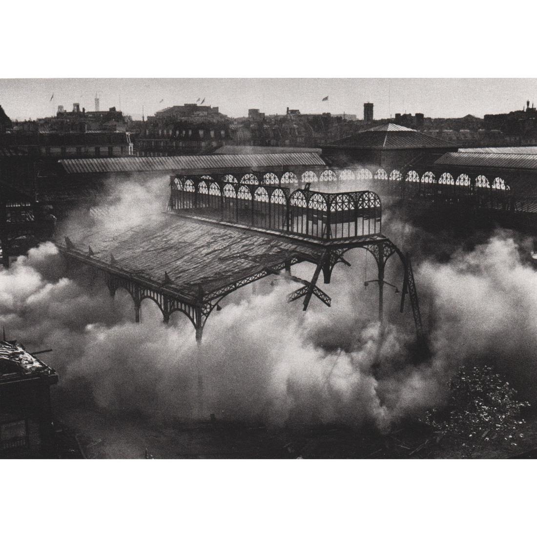 JEAN-CLAUDE GAUTRAND - Chute d'un toit, 1971: Artist: JEAN-CLAUDE GAUTRAND Print Title: Chute d'un toit, 1971 Medium: Sheet-fed Gravure Printing Date: 1980's Printed in France Image Size approx: 6 x 8 inches Jean-Claude Gautrand (b. 1932) is a ph