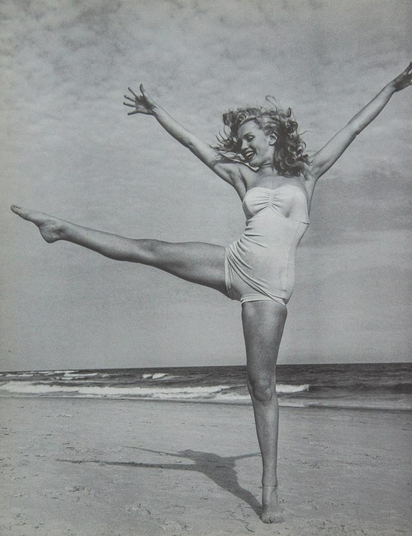 ANDRE DE DIENES - Marilyn Monroe (Norma Jean), Beach: Artist: Andre De Dienes Title: Marilyn Monroe (Norma Jean) Beach Shoot Medium: Photo Litho, 1985, USA Size: 9.5x12.2" Heat Wax Mounted on 14x18" Conservation Board Andre De Dienes was a Hungarian phot