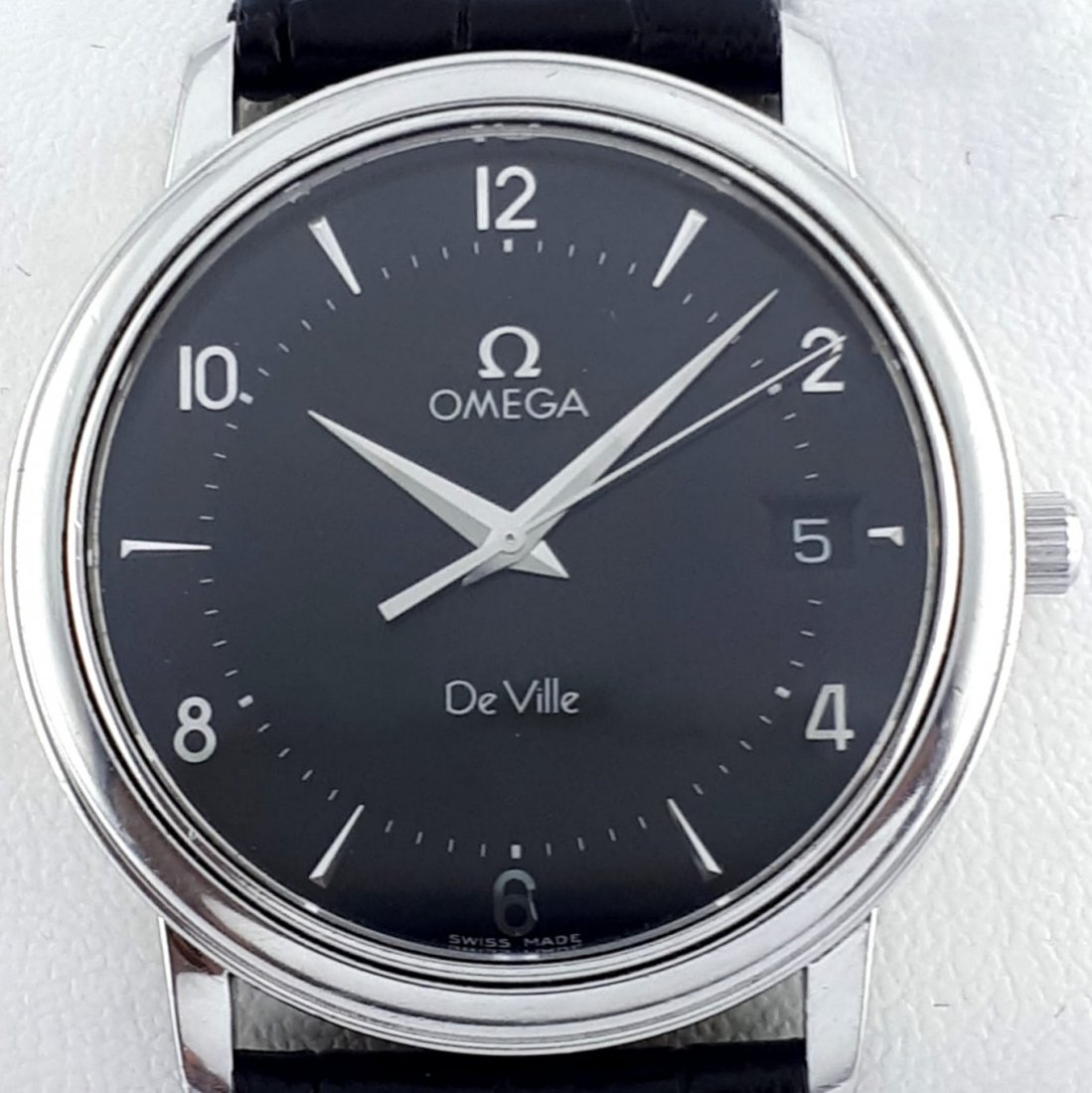 Omega - De Ville Prestige - 45105000 - Men -: Brand: Omega Model: De Ville Prestige Reference Number: 45105000 Gender: Men Period: 2011-present Movement: Quartz Case material: Steel Extras: Warranty, Documents Type: Analogue wristwatch Bracelet: 