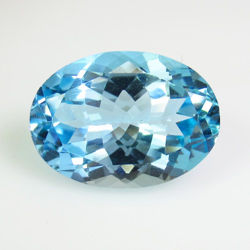 11.82 Ct Genuine Sky Blue Topaz Oval Cut (1 of 2)