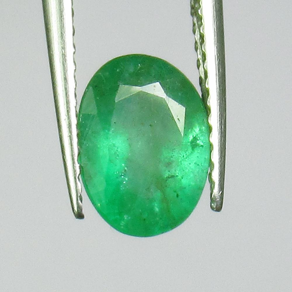 1.30 Ct Genuine Zambian Emerald Oval Cut (1 of 2)