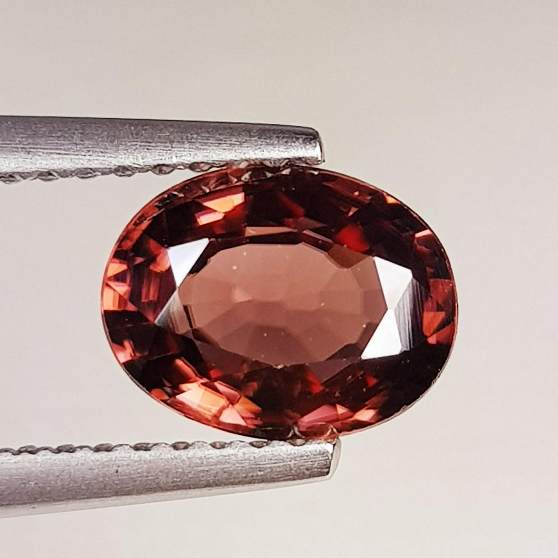 1.90 ct Natural Zircon Oval Cut: No Reserve! Title: 1.90 ct Natural Zircon Oval Cut Color/Clarity: VVS Loosegemstone Carat Weights: 1.9 Size/Dimensions: 8.10 x 6.20 x 3.50 Oval - Cambodia Shipping: Worldwide: Flat-rate of $10.00 to a