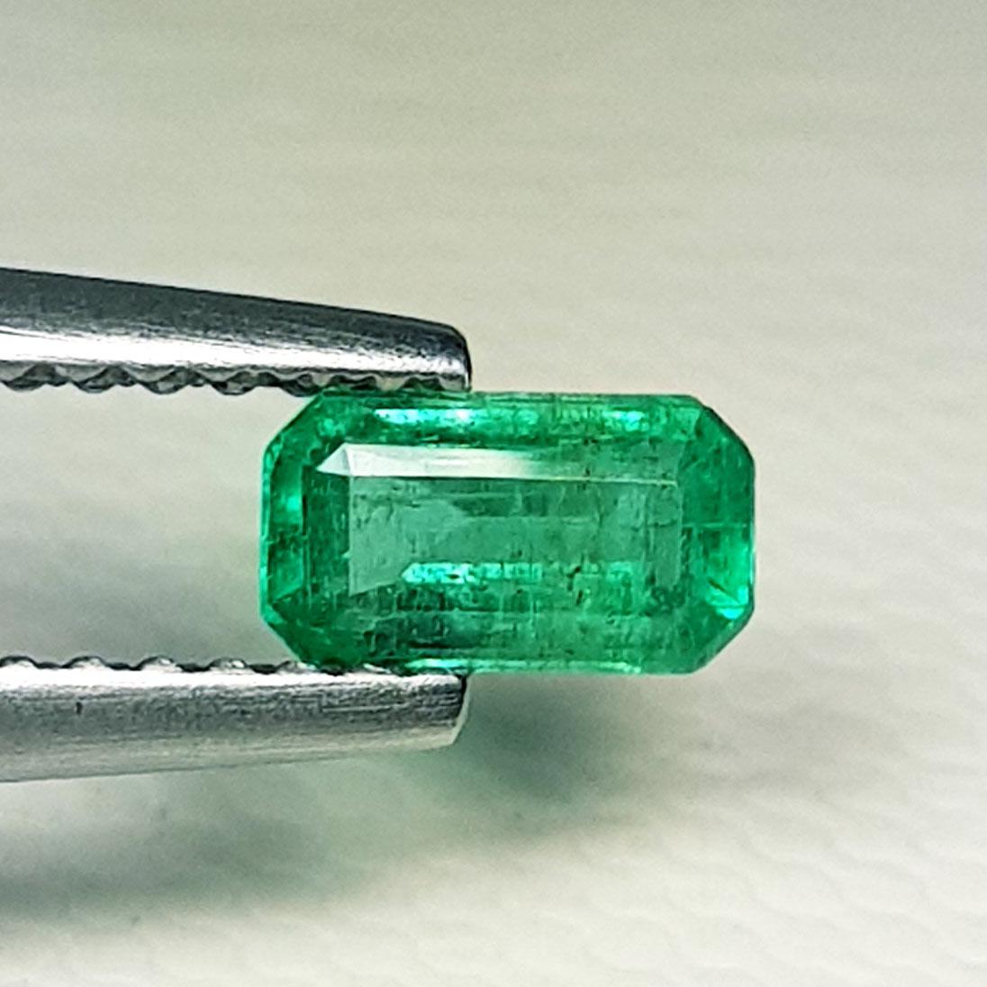 Natural Emerald Emerald Cut 0.42 ct (1 of 4)