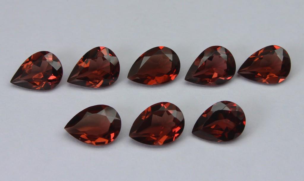 5.66 CT Pyrope Almandite Garnets set (1 of 4)
