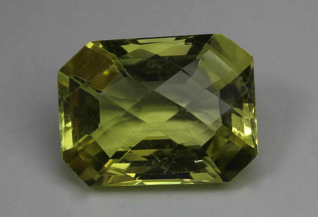 10.83 Ct Naturral Lemon Quartz (1 of 5)