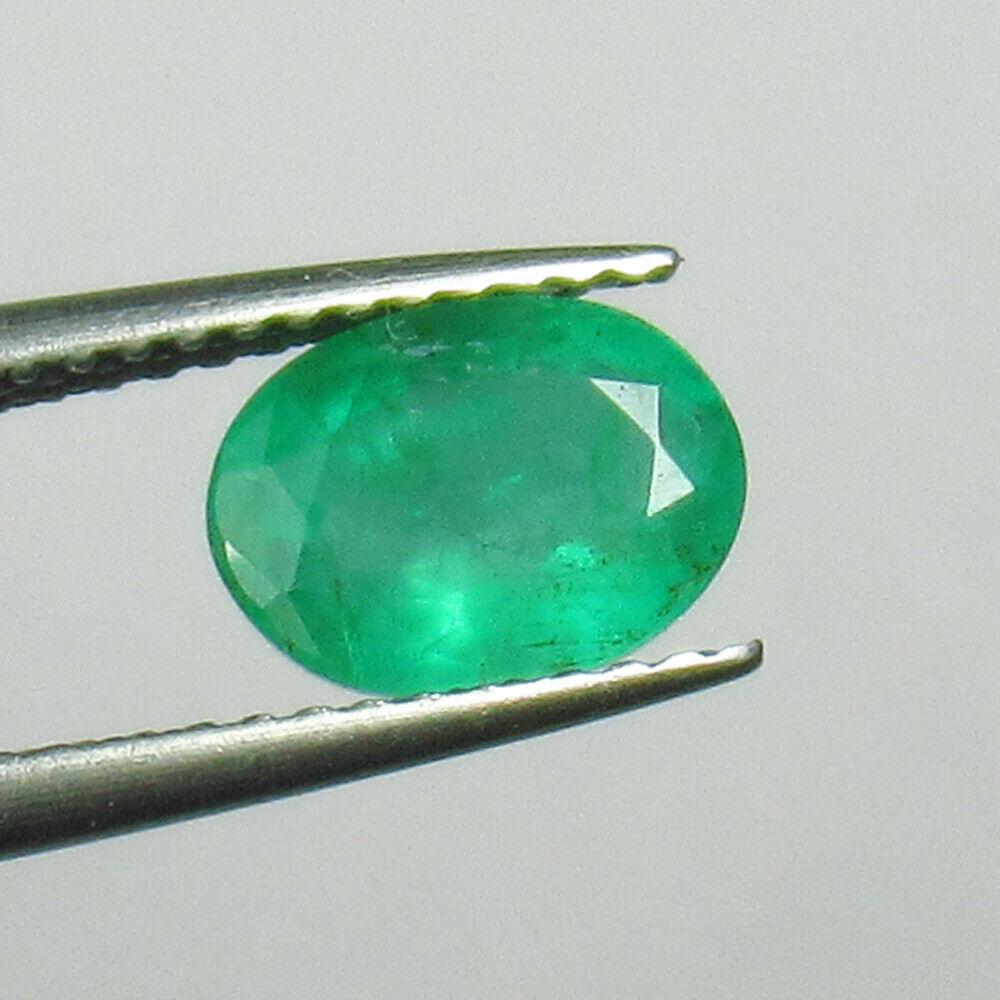 1.34 Ct Genuine Zambian Emerald Oval Cut (1 of 2)