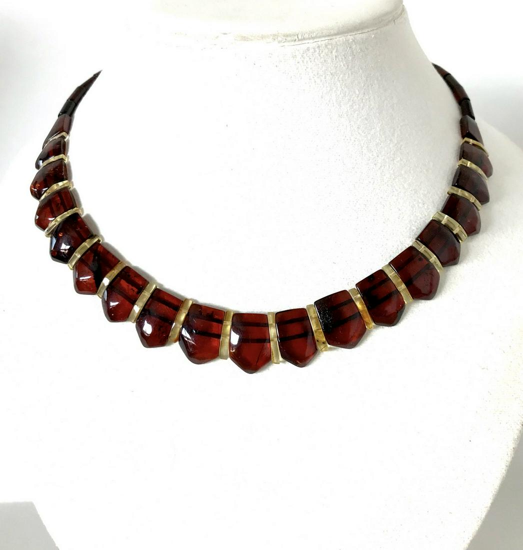 Handcarved Baltic amber flat necklace cherry&honey (1 of 7)