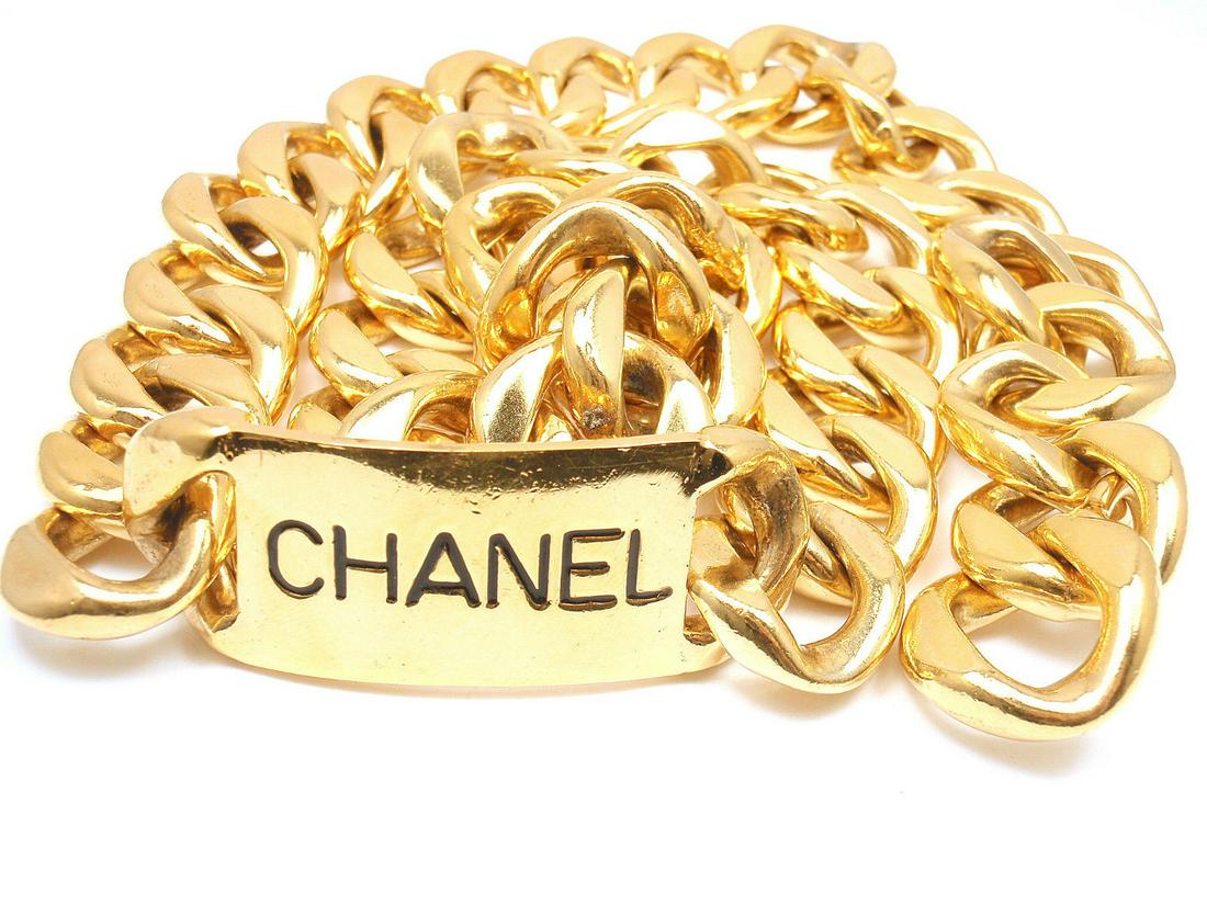 GORGEOUS VINTAGE AUTHENTIC CHANEL EXTRA LARGE CHUNKY (1 of 4)