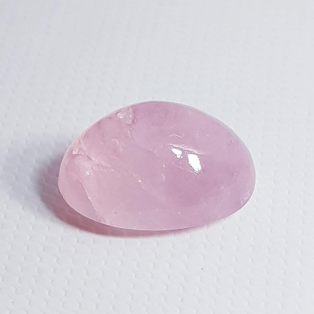 7.10 ct Natural Pink Morganite: No Reserve! Title: 7.10 ct Natural Pink Morganite Color/Clarity: Semi Transparent Gemstones: Loosegemstone Carat Weights: $7 Size/Dimensions: 13.90 x 10.60 x 7.30 Additional Information: Oval - Brazil