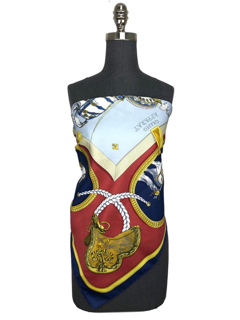 Hermes Grand Apparat Silk Scarf 90 (1 of 13)