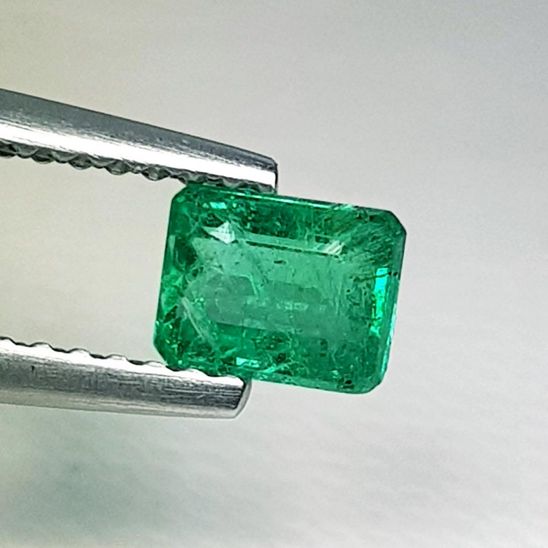Natural Emerald Octagon Cut 0.60 ct (1 of 4)