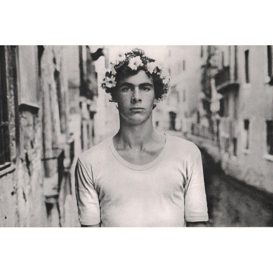 DUANE MICHALS - Venice: Artist: DUANE MICHALS Print Title: Venice Limited Edition Folio 335/2000 Medium: Sheet-fed Gravure Printing Date: 1970's Printed in Italy Image Size approx: 4.25 X 6.5 inches Duane Michals (b. 1932) i