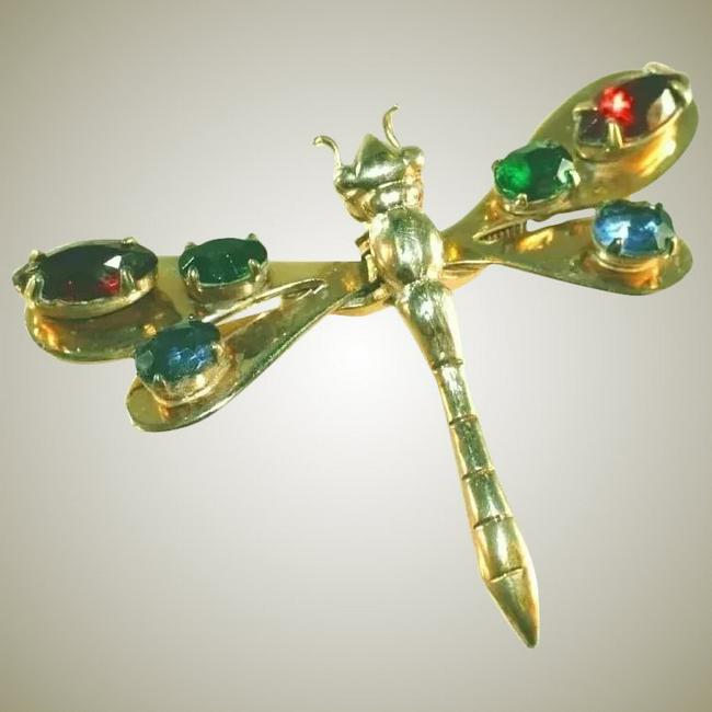 Gold Plated Reinad Vintage Dragon Fly Colorful Glass: No Reserve! Title: Gold Plated Reinad Vintage Dragon Fly Colorful Glass Prong Set Rhinestones Clip Pin Additional Information: This vintage gold plated REINAD dragon fly pin has marquis shaped glass f