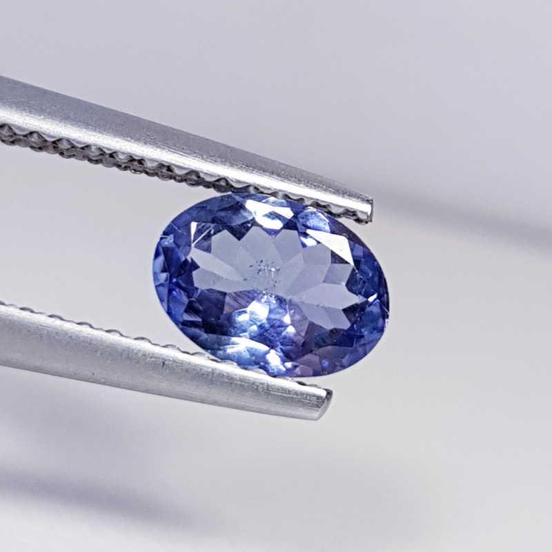 0.80 ct Beautiful Blue Oval Cut Natural Tanzanite (1 of 4)