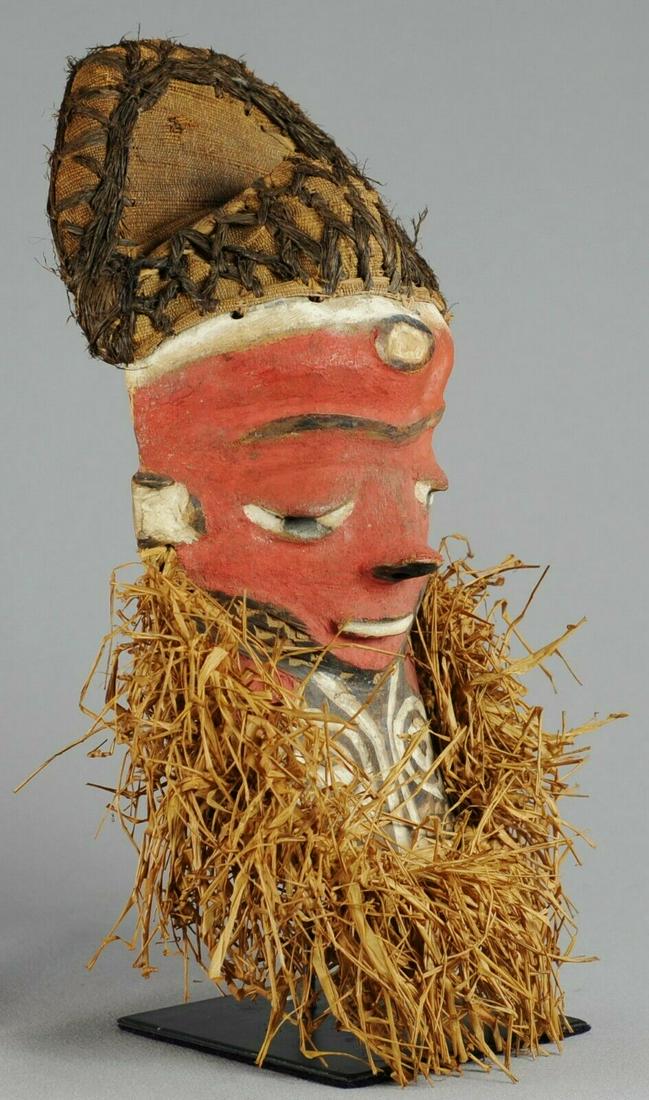 Cute Pende Bapende Mbuya Congo Mask African Tribal Art: Title: Cute Pende Bapende Mbuya Congo Mask African Tribal Art TRIBALART BE Provenance Description: Congo Drc WESTERN PENDE Mbuya mask. Characteristics: TYPE OF OBJECT: Mask ETHNICAL GROUP: Pende, Bape