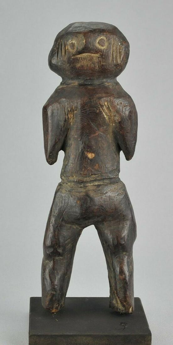 MAMA Nigeria ritual Figure statue African Tribal Art: Title: MAMA Nigeria ritual Figure statue African Tribal Art Gallery TRIBALART BE Description: NIGERIA MAMA Ritual Figure The thick and relatively bright patina and the very beautiful volumes give us a