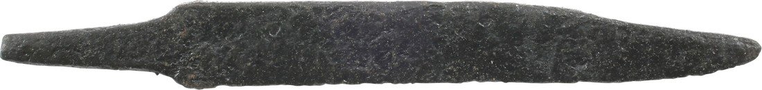 GOOD VIKING SIDE KNIFE OR POUCH KNIFE, 866-1067 AD: Danelaw England. 3 3/4” total length. Straight back wedge section blade with acute dropped point as found on the scramseax. Whittle tang for mounting in a wood, bone or antler grip without a guard. 