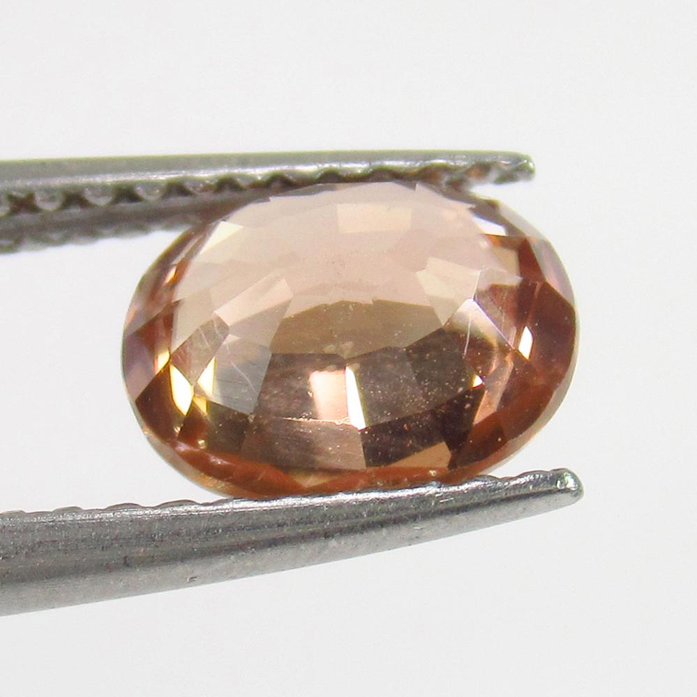 1.77 Ct Genuine Loose Yellowish Brown Zircon Nice Oval: No Reserve! Title: 1.77 Ct Genuine Loose Yellowish Brown Zircon Nice Oval cut Stone Clarity: VVS Gemstones: Zircon Carat Weights: 1.77 Size/Dimensions: 7.60 x 6.10 x 3.80 mm Additional Information: To