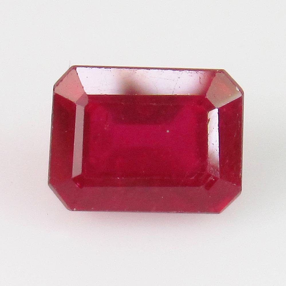 2.62 Ct Genuine Blood Red Ruby 8X6 mm Octagon Cut (1 of 2)