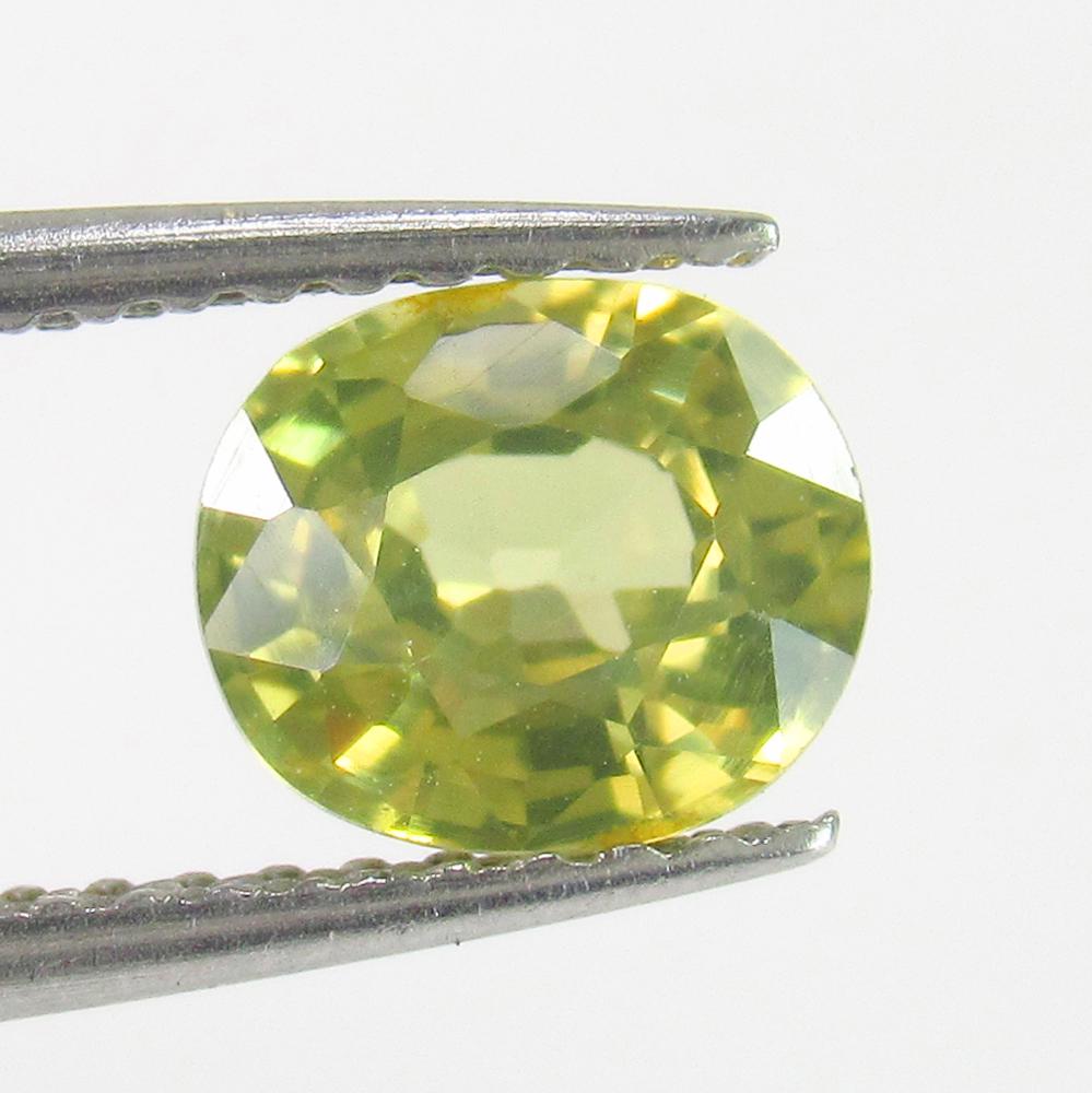 1.47 Ct Genuine Loose Yellow Zircon Nice Oval cut: No Reserve! Title: 1.47 Ct Genuine Loose Yellow Zircon Nice Oval cut Stone Clarity: VVS Gemstones: Zircon Carat Weights: 1.47 Size/Dimensions: 6.80 x 5.80 x 4.00 mm Additional Information: Top Class L