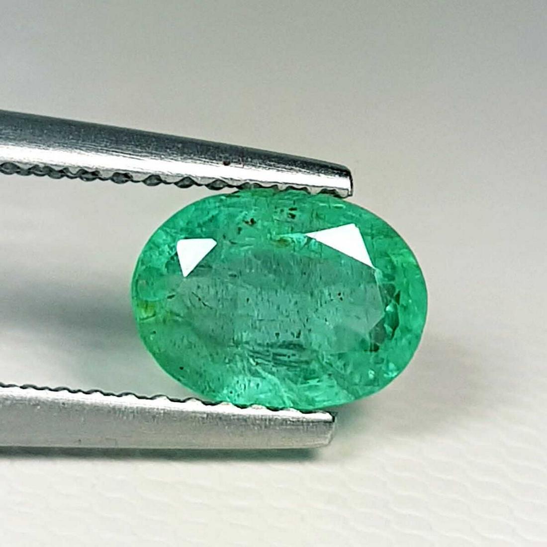 Natural Emerald Oval Cut 1.10 ct (1 of 5)