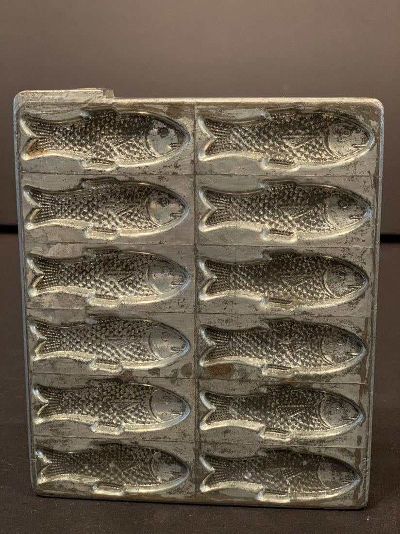 Early 20thc ‘Flattie’ Fish Chocolate Mold (1 of 2)