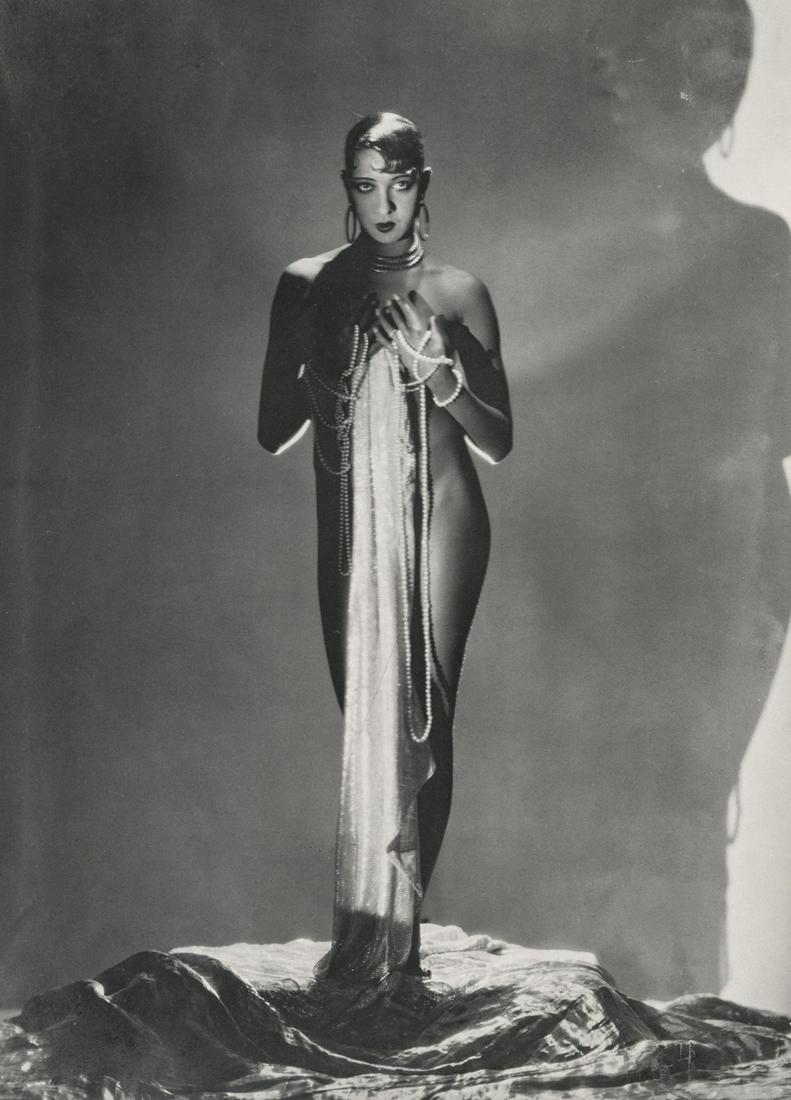 HOYNINGEN-HUENE - Josephine Baker, 1927 (1 of 1)