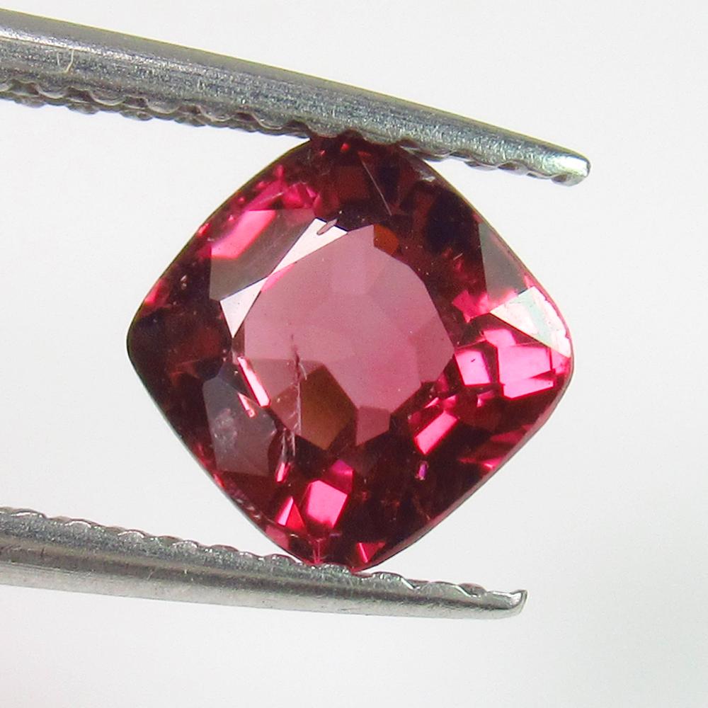 1.17 Ct Genuine Burma Pink Spinel Cushion Cut: No Reserve! Title: 1.17 Ct Genuine Burma Pink Spinel Cushion Cut Stone Clarity: VS-2 Loose Gemstone: Natural Spinel Carat Weights: 1.17 Size/Dimensions: 6.00 x 5.80 x 3.80 mm Excellent Cushion Cut / V
