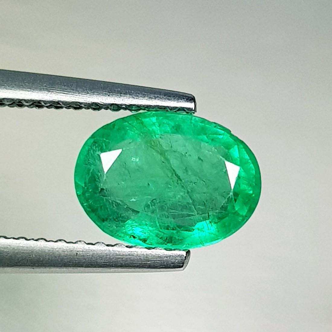 Natural Emerald Oval Cut 1.30 ct (1 of 1)