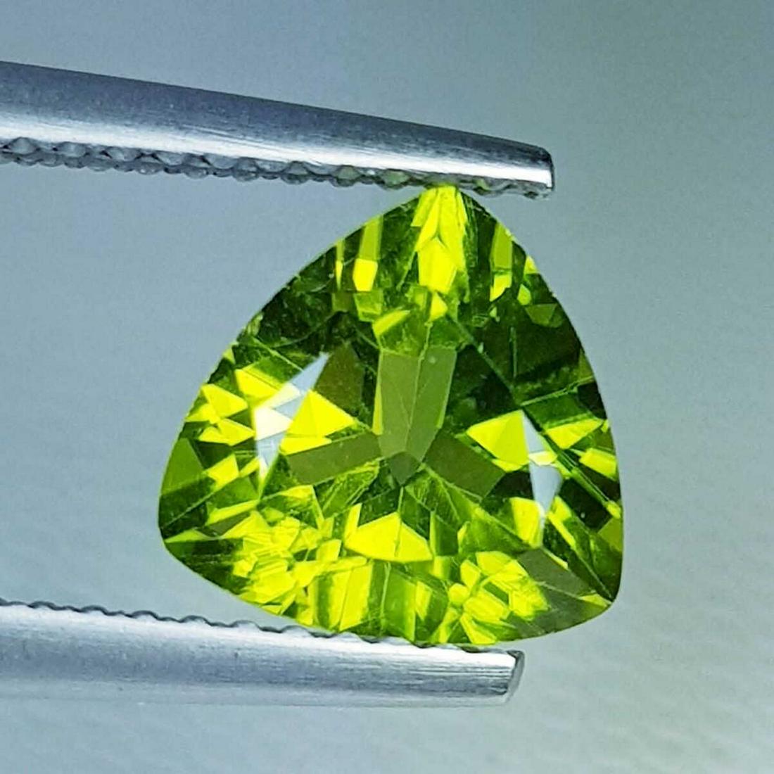 2.04 ct Natural Peridot Triangle Cut (1 of 6)